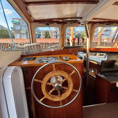 Hollaendisches Stahlboot *