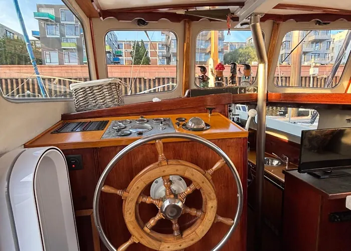 Hollaendisches Stahlboot *